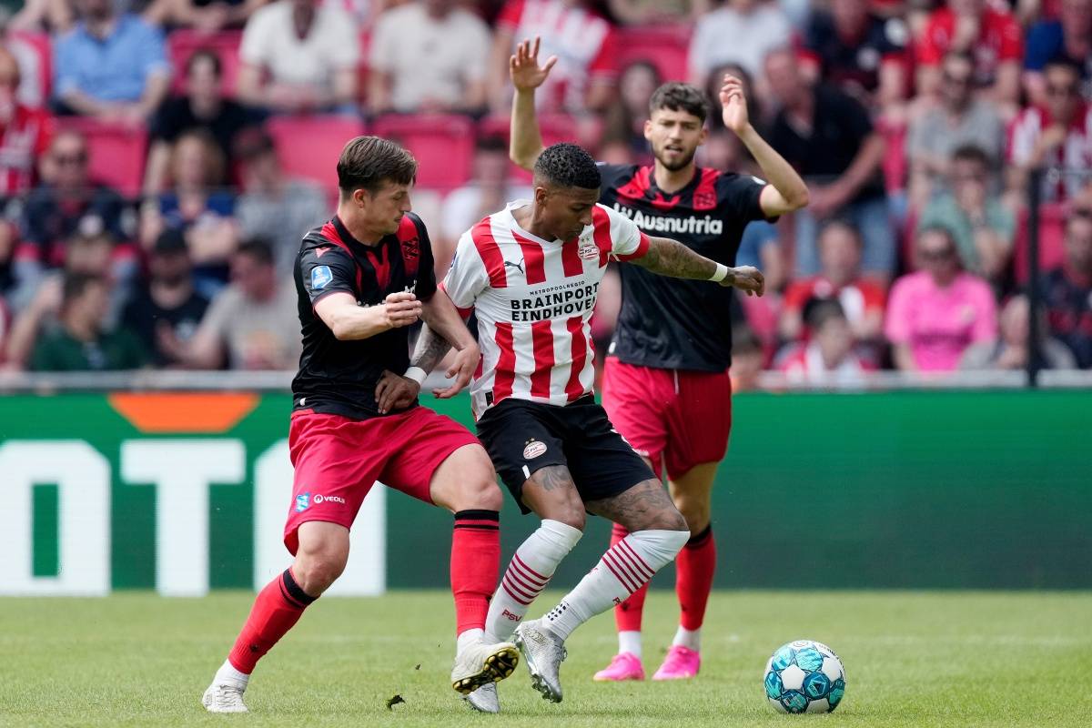 赛季联赛的 赛季联赛的