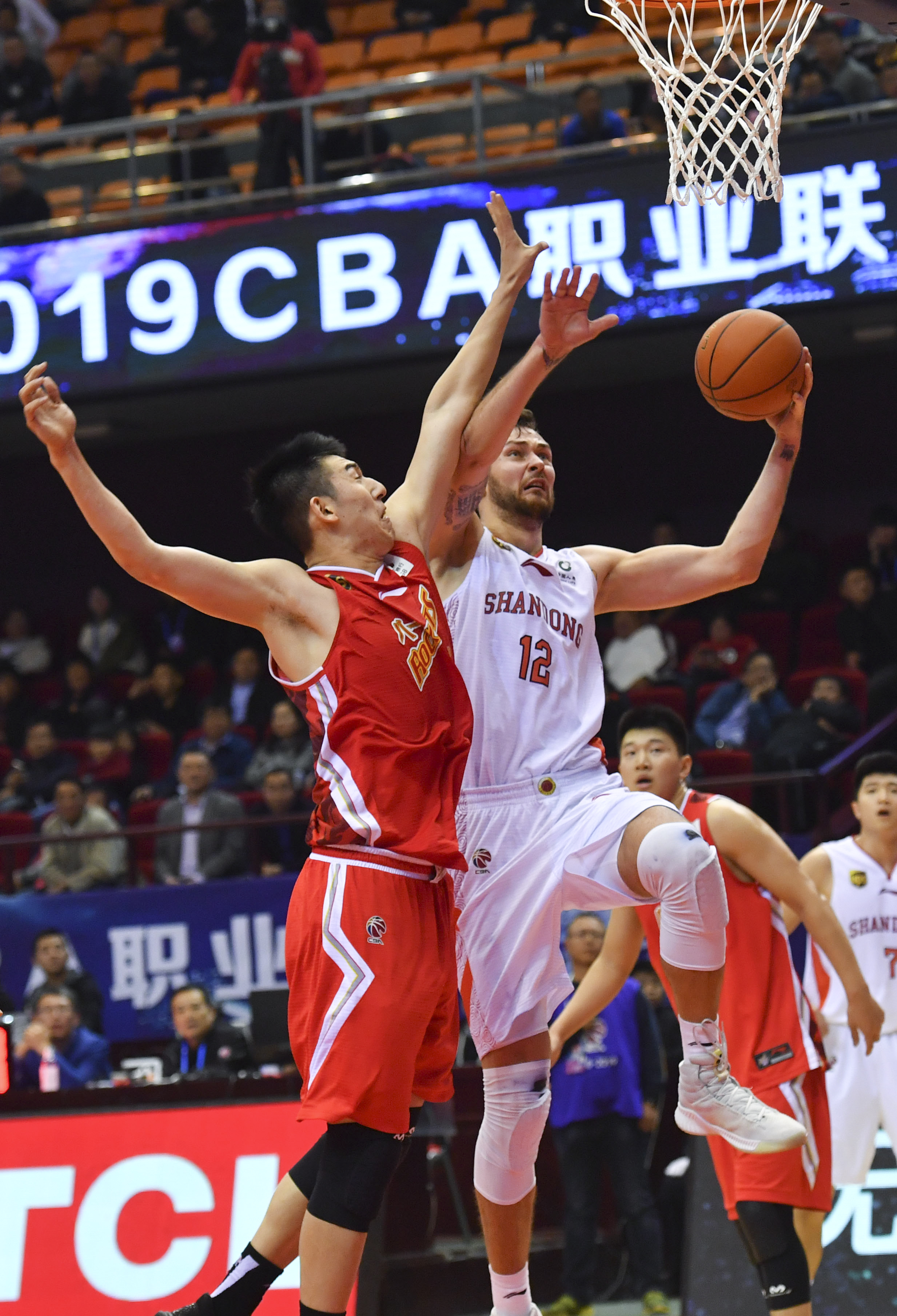 不俗的发挥 不俗的发挥